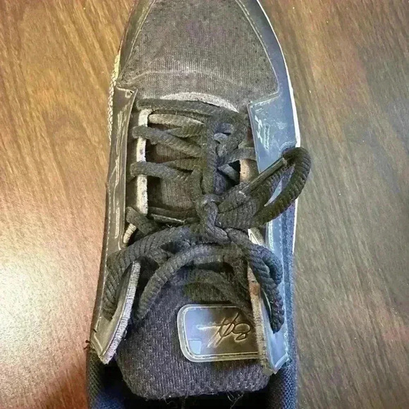 Under Armour Harper 6 Baseball Cleat. Metal Cleat. Men’s Size 11. Great Shape - Picture 7 of 10